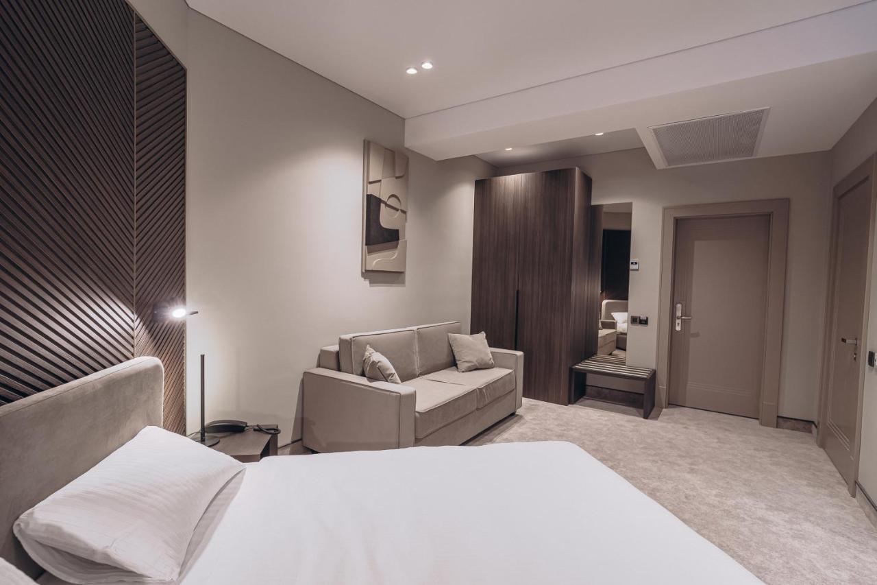Park Hotel Bristol ウージュホロド エクステリア 写真