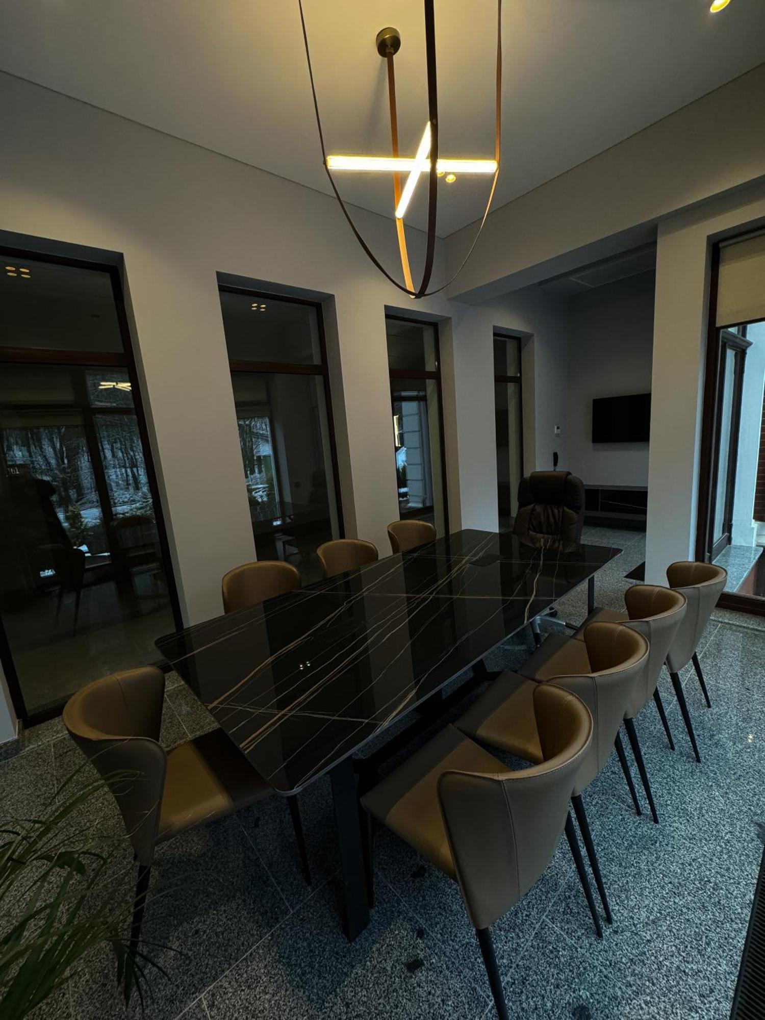 Park Hotel Bristol ウージュホロド エクステリア 写真
